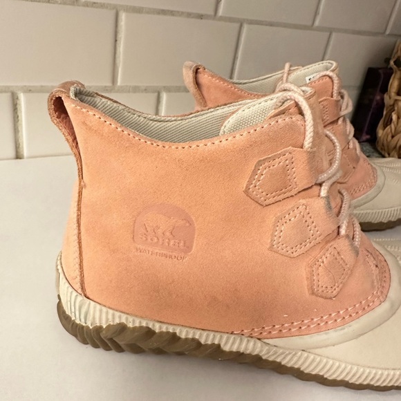 SOREL 8.5 Out n about Melon waterproof full grain leather upper woman boot - Picture 3 of 13